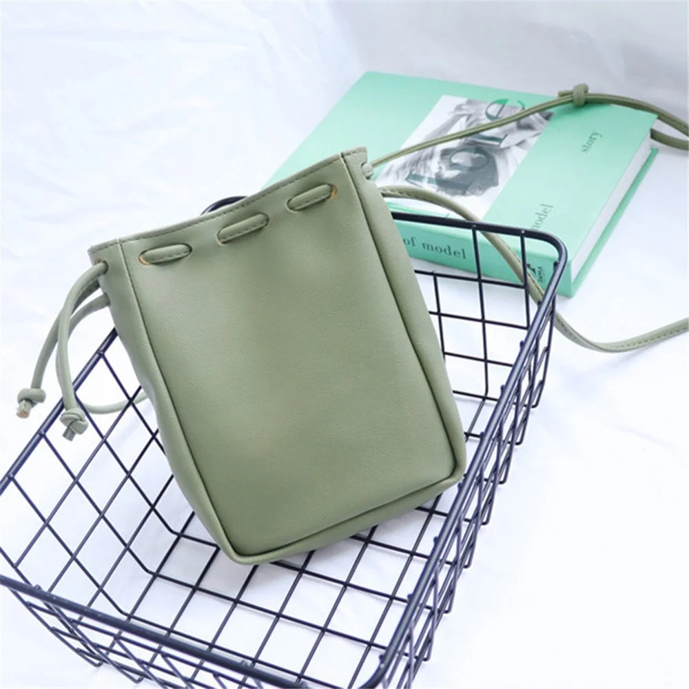 Mini Phone Crossbody Bag Shoulder Bag Smartphone Carry Pouch Daypack with Drawstring Closure - Green - 3