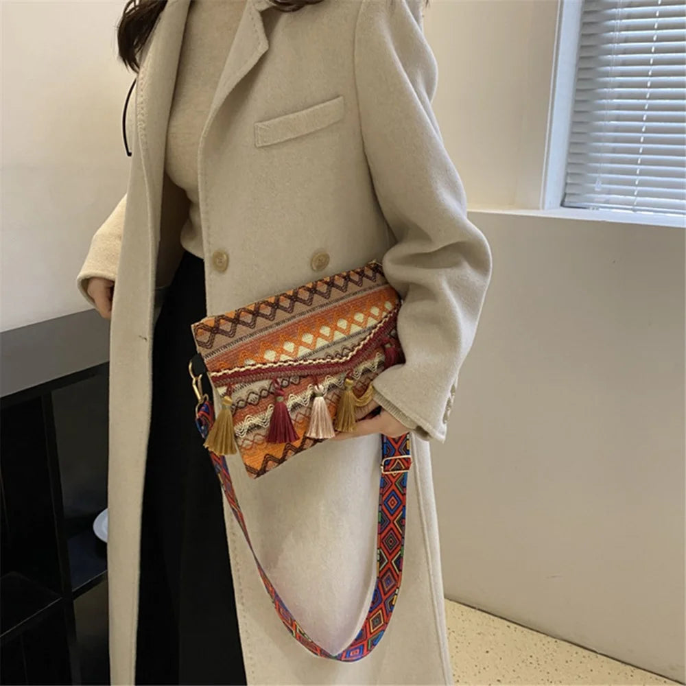 Tassel Decor Shoulder Bag Canvas Women's Storage Bag Ethnic Style Crossbody Bag Pouch for Shopping, Vacation - Yellow - 4