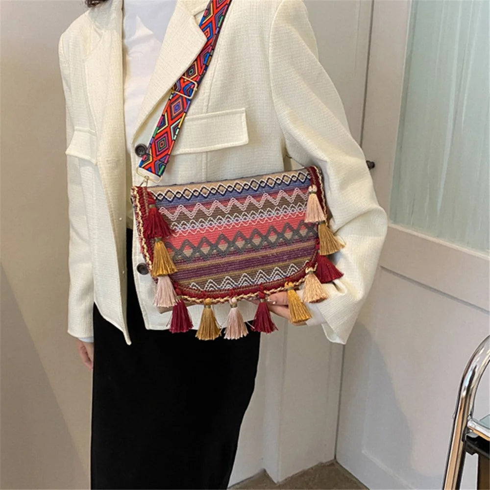 Canvas Shoulder Bag Ethnic Style Women's Crossbody Bag with Tassel Decoration for Shopping, Vacation - Red - 4