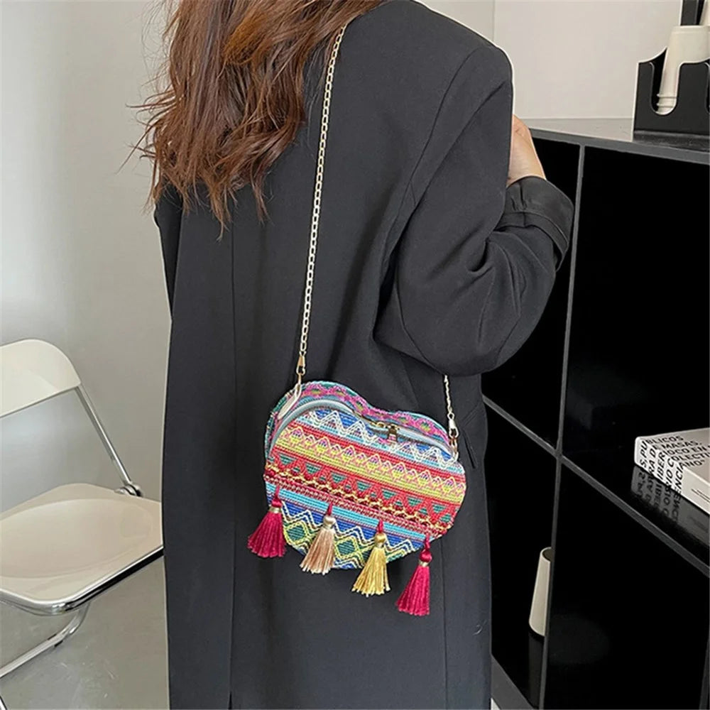 Heart-Shaped Chain Strap Shoulder Bag Ethnic Style Women's Knitted Crossbody Bag with Tassel Decoration - Blue - 5