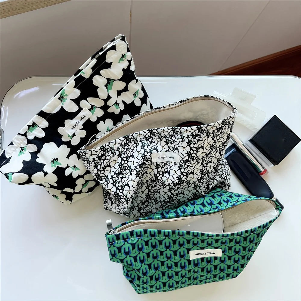 Makeup Bag Pattern Printing Zipper Canvas Bag Pouch for Travel Toiletry Cosmetic - Black / White Flower - 6