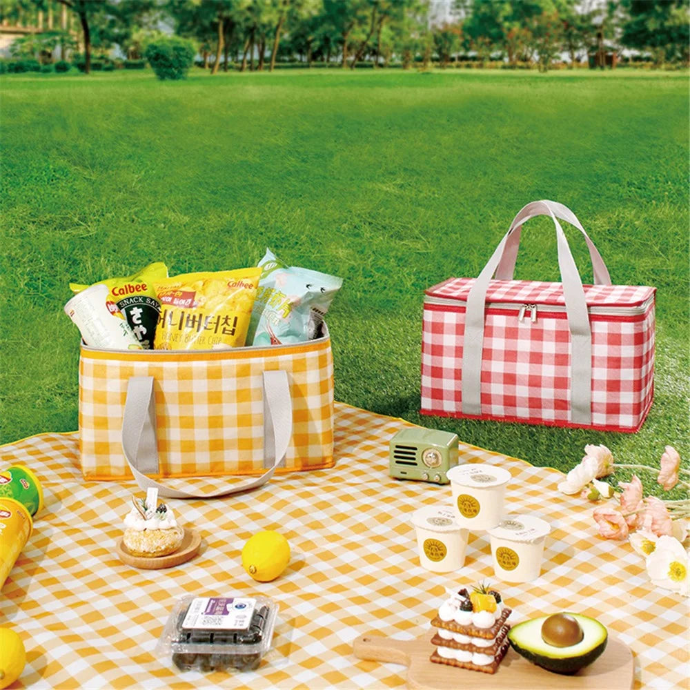 Outdoor Picnic Bag Thickened Aluminum Film 600D Oxford Cloth Insulation Food Drink Storage Bag - Yellow+White Grid - 3