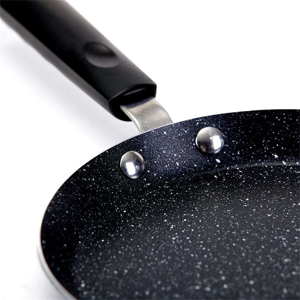 26cm Non-Stick Frying Pan Aluminum Crepe Pan with Heat-Resistant Handle for Induction Gas Stove - Black - 4