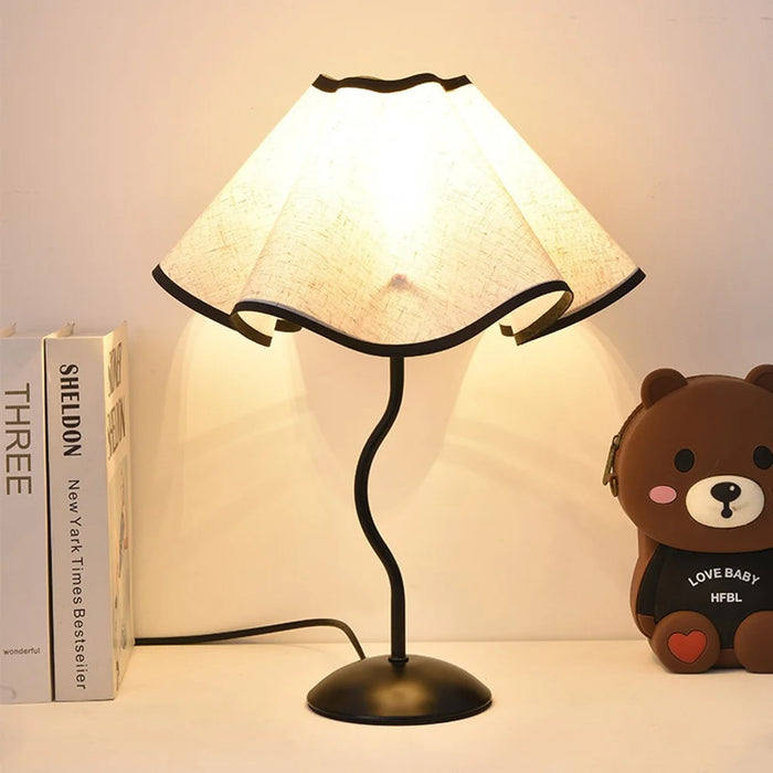 Modern Simplicity Bedside Lamp Flower Petal Retro Table Light 3 Color Adjustable 7W Decorative Night Light, EU Plug - 1