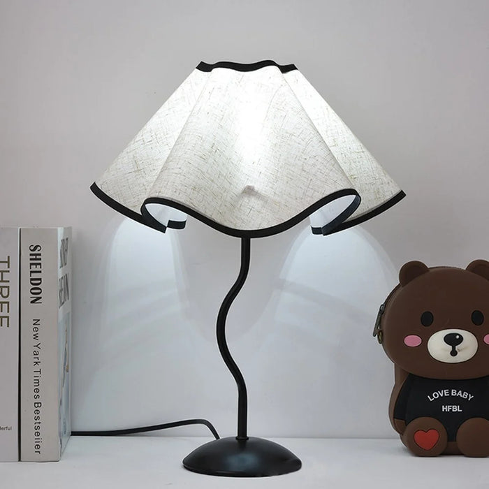 Modern Simplicity Bedside Lamp Flower Petal Retro Table Light 3 Color Adjustable 7W Decorative Night Light, EU Plug - 4