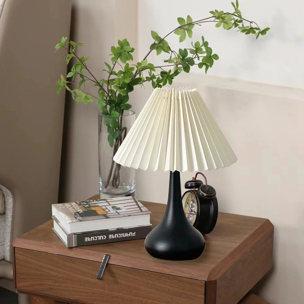 7W Pleated Table Lamp 3 Color Mode Bedroom Bedside Ambient Lamp Eye-Caring Flicker-Free LED Light, EU Plug - Beige Lampshade  /  Black - 4