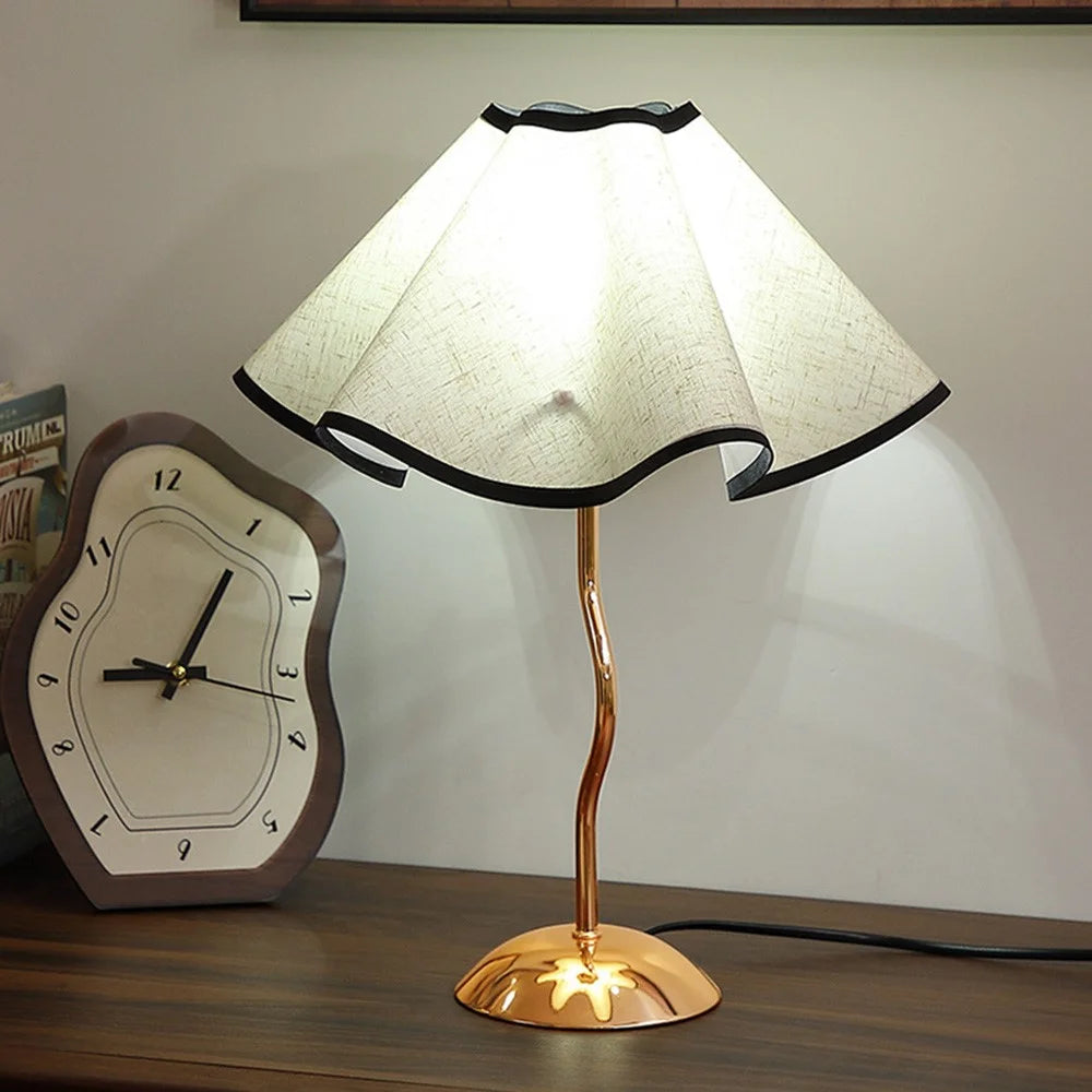 Nordic Petal Table Lamp 7W 3-Color Dimmable Bedside Lamp Fabric Lampshade Ambient Night Light for Bedroom - EU Plug - 4