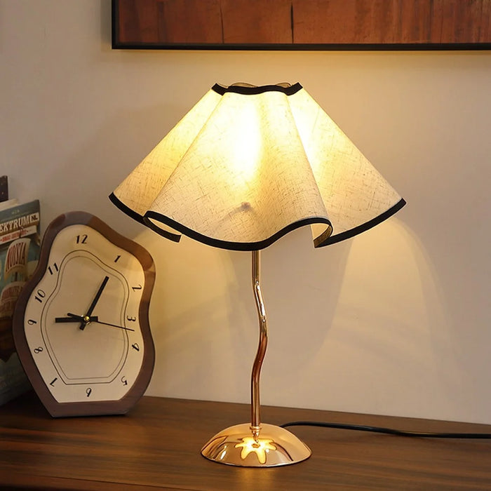 Nordic 7W Petal Umbrella Table Lamp 3-Level Dimmable Bedside Lamp Fabric Lampshade Ambient Night Light with Metal Base for Bedroom - EU Plug - 4