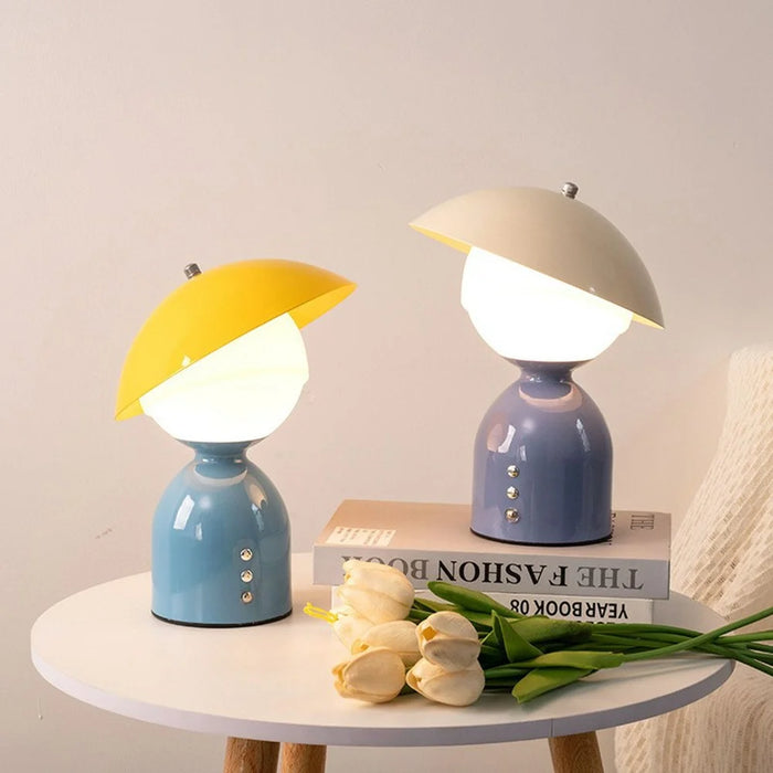 Creative Decorative Bedside Light with Lampshade / Touch Control / 3 Color Dimming Modern Table Lamp - Yellow - 6