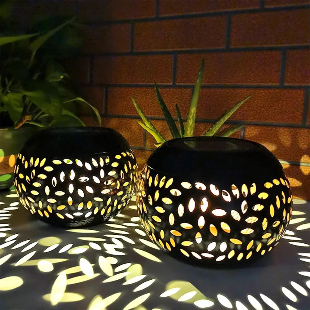 Hollow Out Retro Metal Solar Lantern Waterproof Outdoor Garden Patio Decor - Black - 7