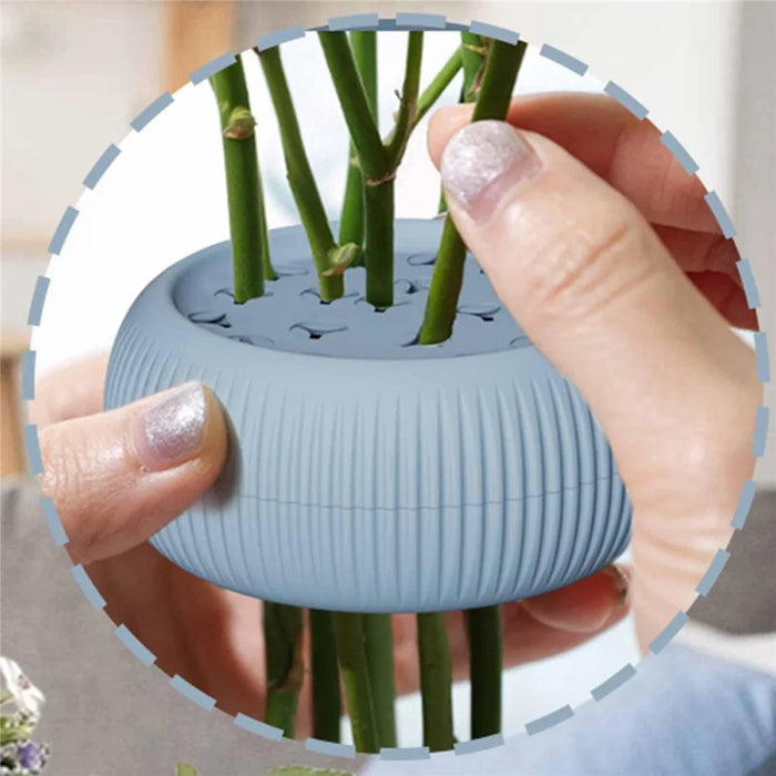7cm Silicone Spiral Stem Holder for Vases, Flower Arrangement Holder - Blue - 5