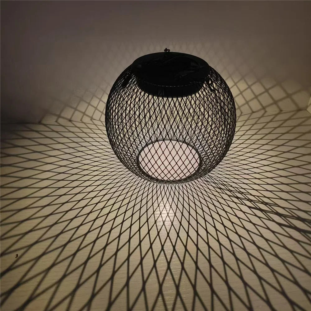 Rhombus Design LED Solar Powered Garden Light Lantern Outdoor Decorative Hanging Lamp Waterproof Iron for Lawn / Patio - 3