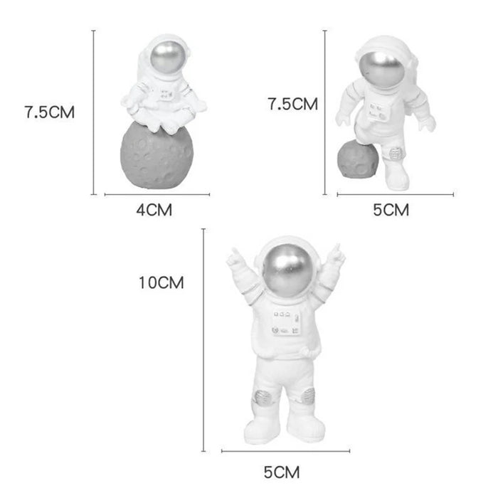 3Pcs / Set Astronaut Figurines PVC Space Theme Ornaments Desktop Car Dashboard Decor - Silver - 3
