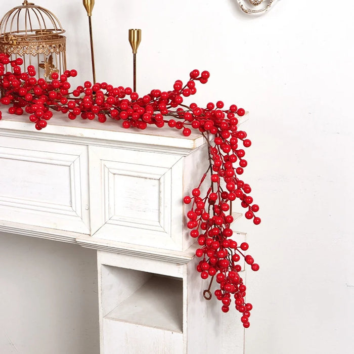 72 Sprigs Christmas Berry Garland 195cm Artificial Red Berry Vine PE Material for Holiday Decoration - Red - 6