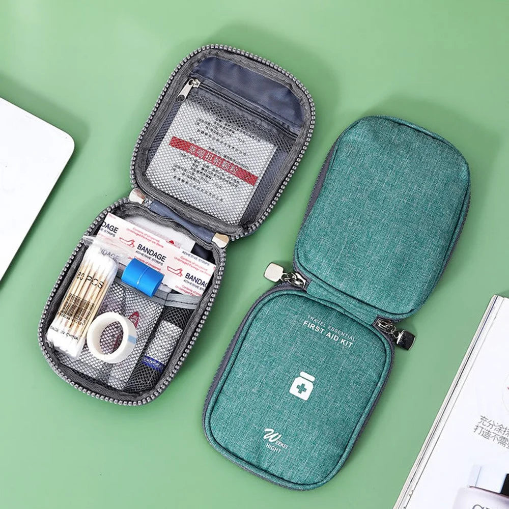 TB-0623 Medicine Bag Pill Storage Medication Pill Box Case Travel Medicine Storage Box Bag, Size: S - Purple - 2