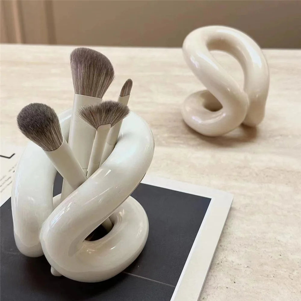 Modern Art Ceramic Organizer Knot Design Makeup Brush Toothbrush Holder Bathroom Storage Rack Decor - White - 2