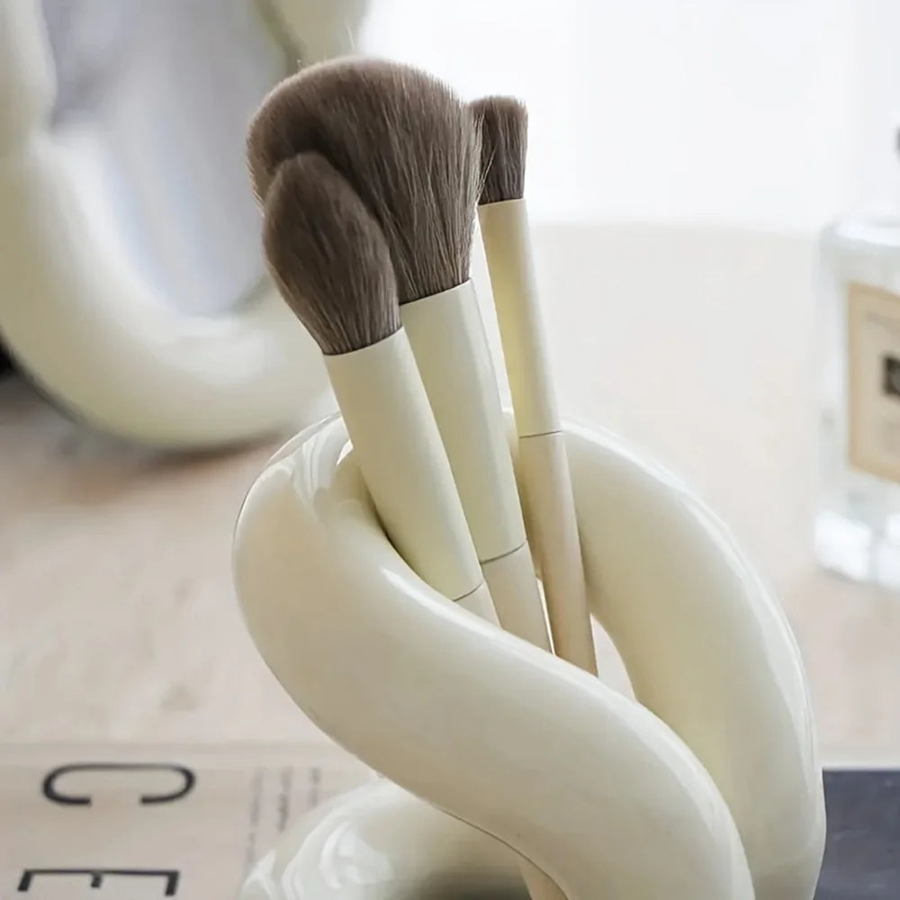 Modern Art Ceramic Organizer Knot Design Makeup Brush Toothbrush Holder Bathroom Storage Rack Decor - White - 6