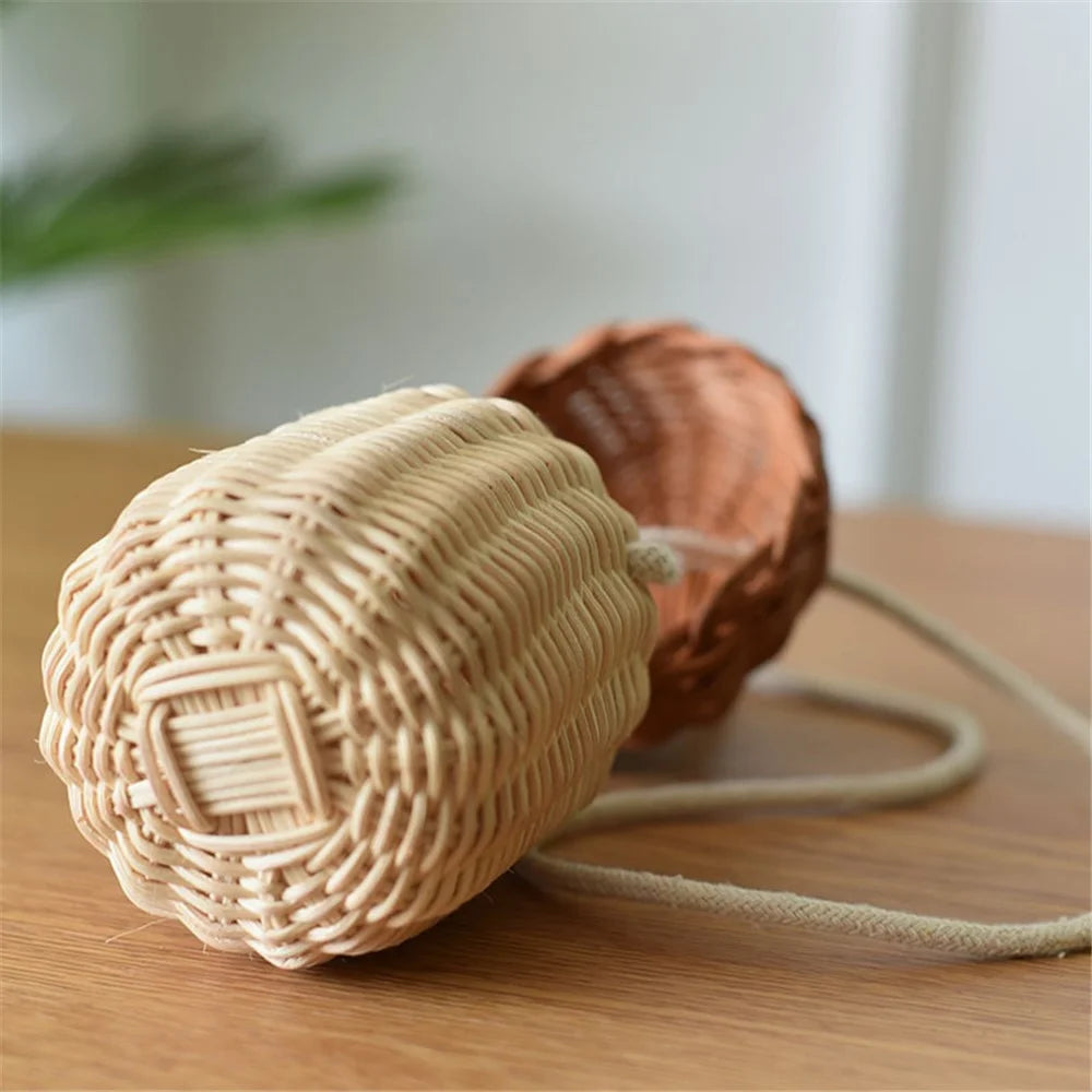 Cute Mini Pinecone Children Crossbody Bag Baby Shooting Rattan Weaving Shoulder Bag - 3
