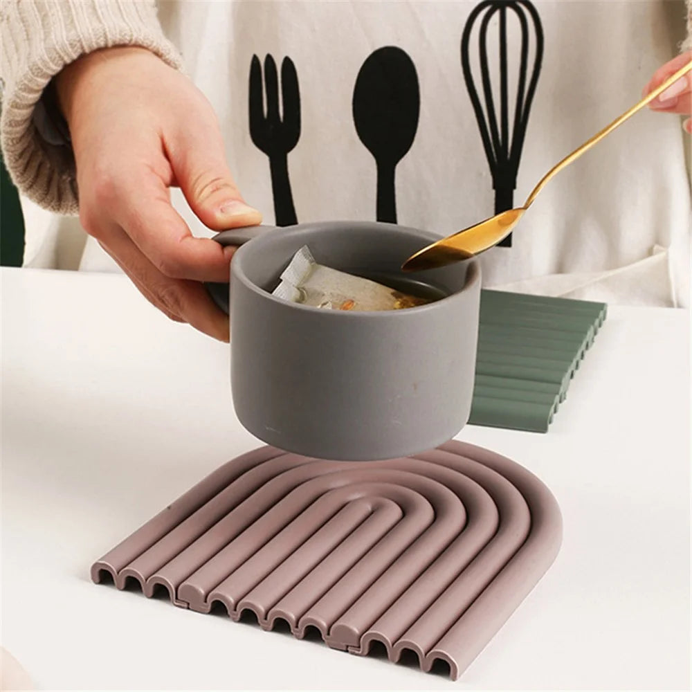 Rainbow Shape High Temperature Resistant Coaster Dining Table Mat Insulation Pad - Grey+Green - 2