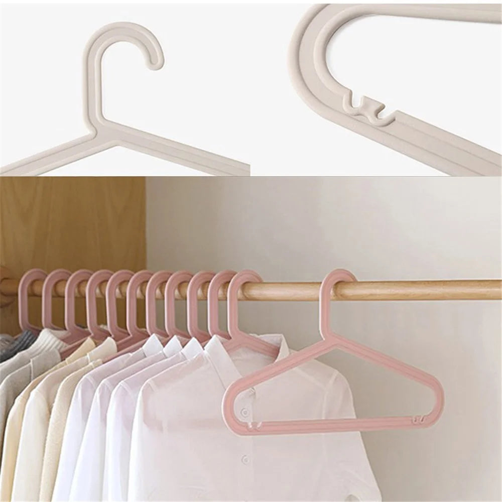 Multi-Purpose Non-Slip Plastic Clothes Hanger for Wardrobe Organization - White - 4