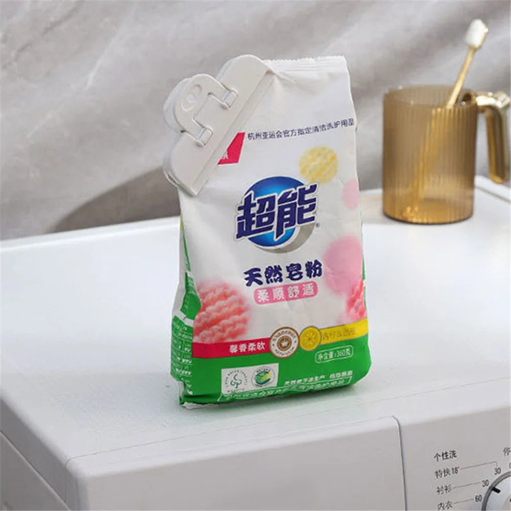 2PCS Potato Chip Clips Food Bag Clips Bag Sealing Clips Air Tight Seal Clamp for Keeping Food Fresh (Size: M) - 4