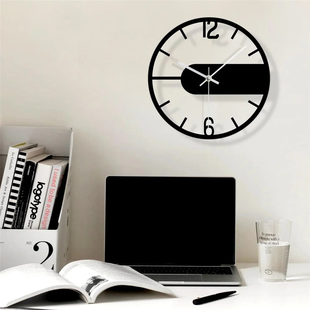 Round Clear Acrylic Wall Clock Silent Non-Ticking Clock (No Battery) for Kitchen  /  Home  /  Living Room - 5