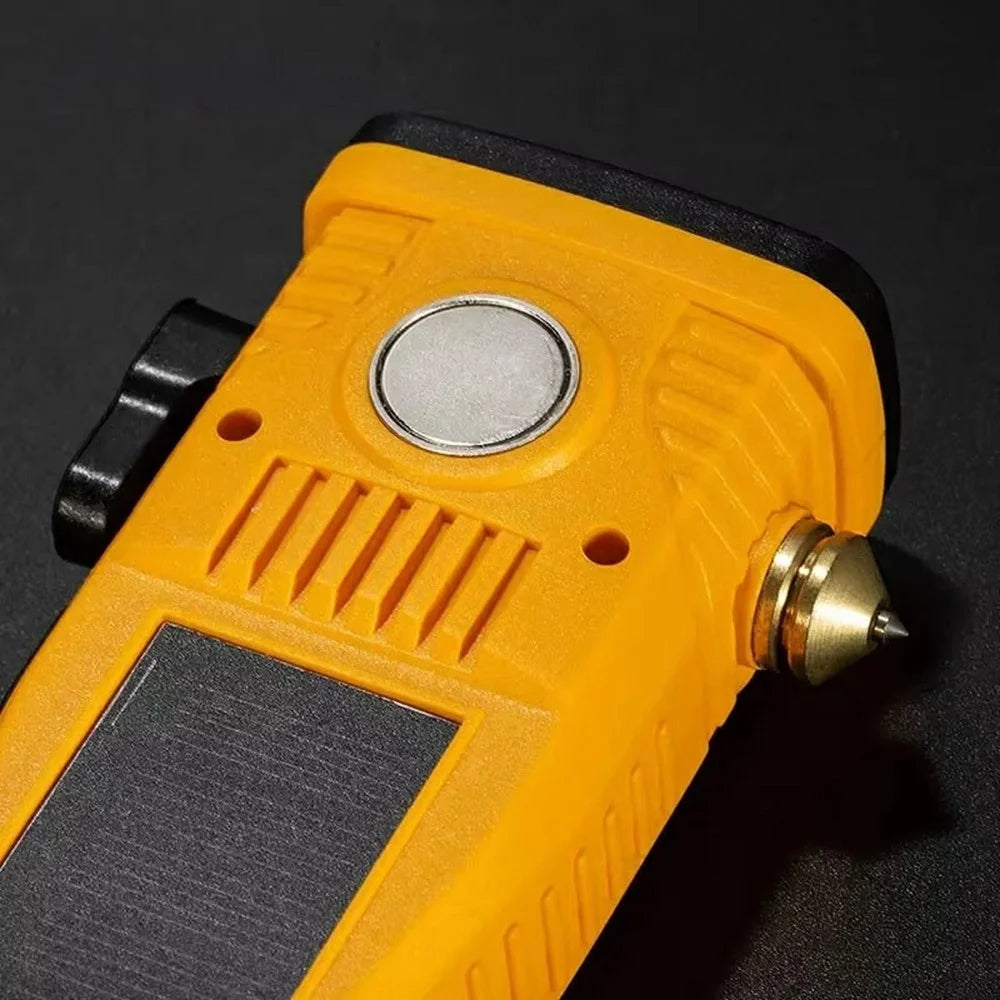 W5215 Zoomable Multi-Function Work Light Car Emergency Flashlight with Strong Magnet  /  Window Breaker  /  Safety Hammer - Yellow - 6