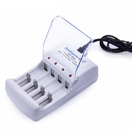 DOUBLEPOW DP-B02 4 Slots Battery Charger for 1.2V AA/AAA Ni-MH/Ni-CD Rechargeable Batteries (Chinese Version) - EU Plug - 1