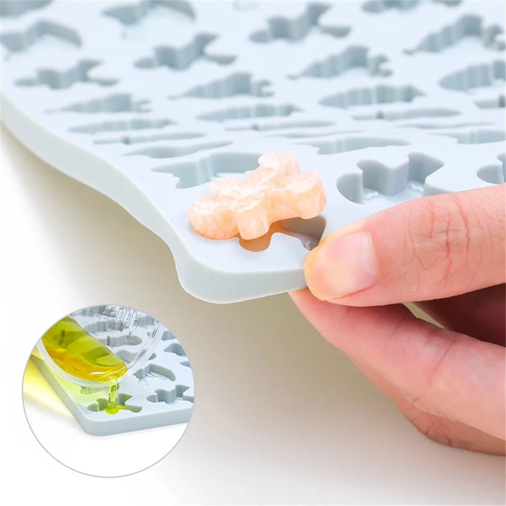 72 Grids Christmas Snowman Gingerbread Man Silicone Cake Mold DIY Candy Chocolate Biscuit Baking Tool (No FDA Certificate) - Pink - 4
