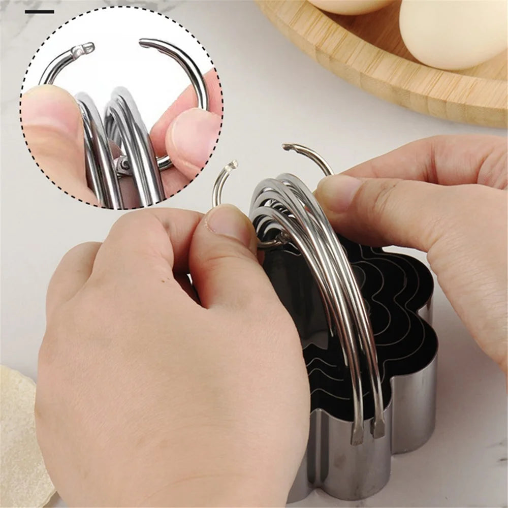 5Pcs / Set Stainless Steel Cookie Cutters with Handle Mousse Cake Baking Mold (BPA Free, No FDA) - Gingerbread Man - 6