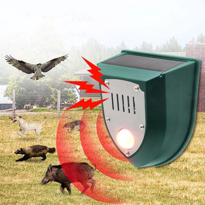 N911M Solar Powered Ultrasonic Animal Repellent for Boar / Wolf / Fox Motion Sensor Alarm with Red Flashing LED - 2