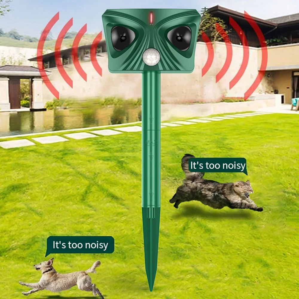 568 Solar Ultrasonic Animal Repeller IPX4 Waterproof PIR Sensor 120dB Alarm 6-8m Range for Farm Garden - Green - 2