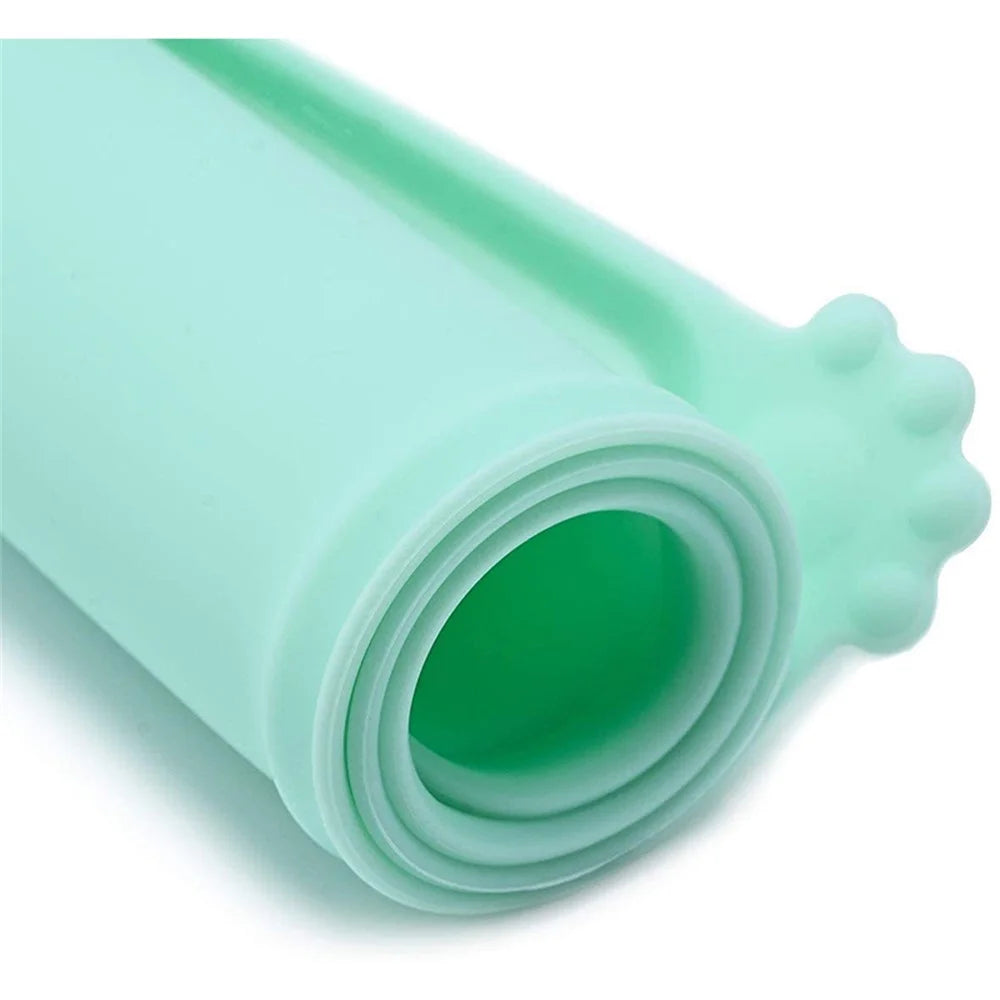 Anti-slip Silicone Pet Food Mat Dog Cat Feeding Bowl Waterproof Placemat, 18.5" x 11.8" - Green - 2