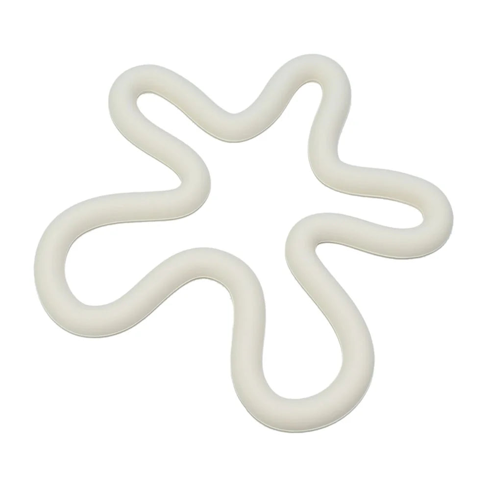 Irregular Floral Shape Non-Slip Placemat Silicone Heat Resistant Mat for Home Outdoor - White - 1