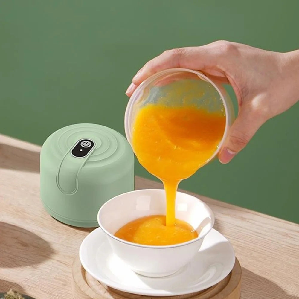 250ML Electric Garlic Chopper Small Food Processor One-Touch Press Veggie Mincer for Ginger, Chili, Meat - Green - 5