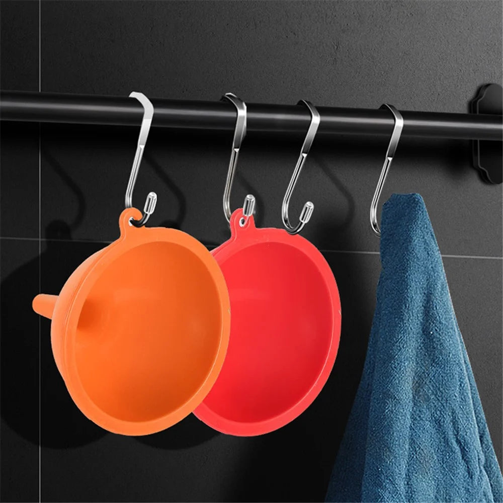 3Pcs / Set S / M / L Silicone Wine Oil Honey Funnel Kitchen Liquid Pouring Funnel Tool (No FDA Certification, BPA-free) - Red - 6