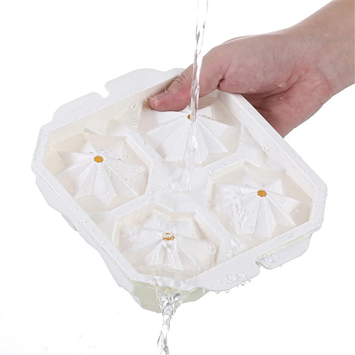 Creative 4 Cells Large Ice Ball Making Box PP Frozen Ice Cube Mold (BPA Free, No FDA Certificate) - Polygonal Star Shape - 4
