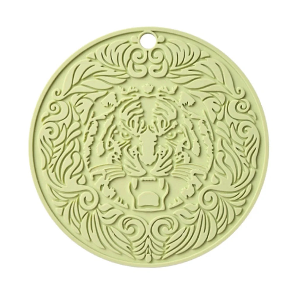 17*17cm Tiger Pattern Round Silicone Heat Resistant Mat Dining Table Placemat - Matcha Green - 1