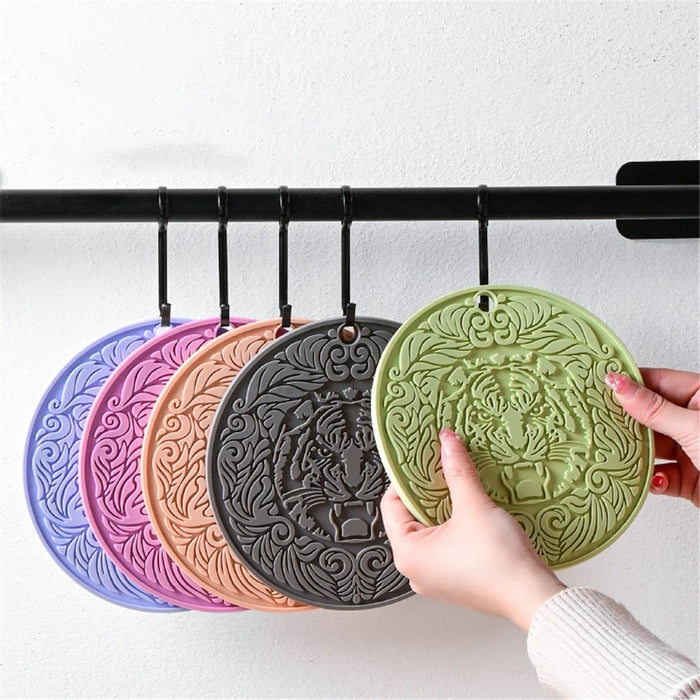 17*17cm Tiger Pattern Round Silicone Heat Resistant Mat Dining Table Placemat - Matcha Green - 6