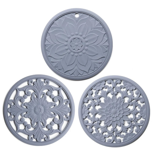 3Pcs 20*20cm Heat Insulation Placemat Chinese Hollow Carving Cup Mat Silicone Coaster - Grey - 1