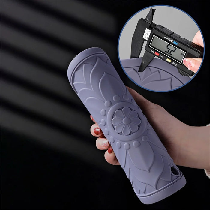 3Pcs 20*20cm Heat Insulation Placemat Chinese Hollow Carving Cup Mat Silicone Coaster - Grey - 4