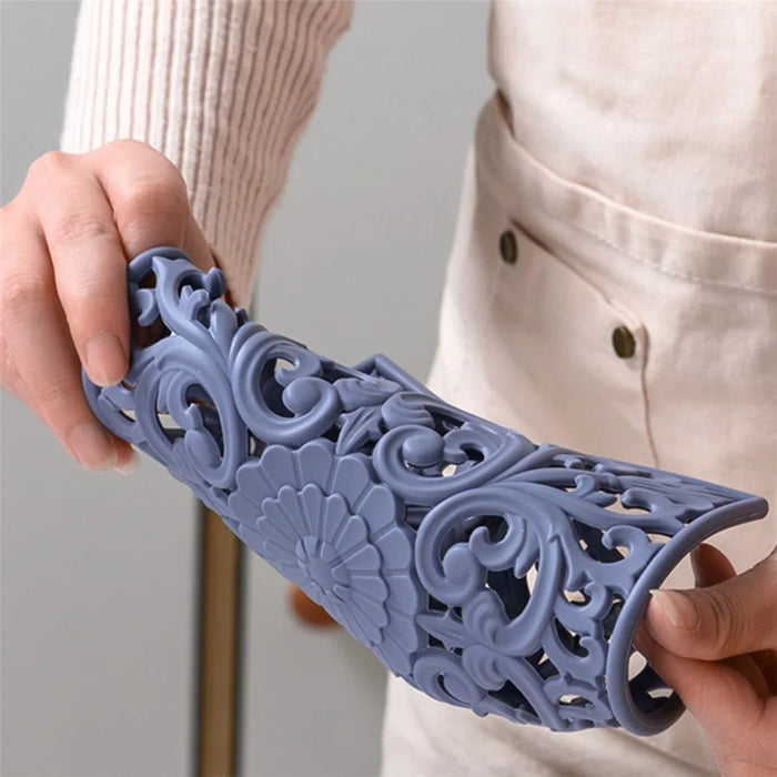 3Pcs / Set 18x18cm Scald Preventing Pot Holder Silicone Pad Hollow Flower Heat Insulation Square Mat - Blue - 5