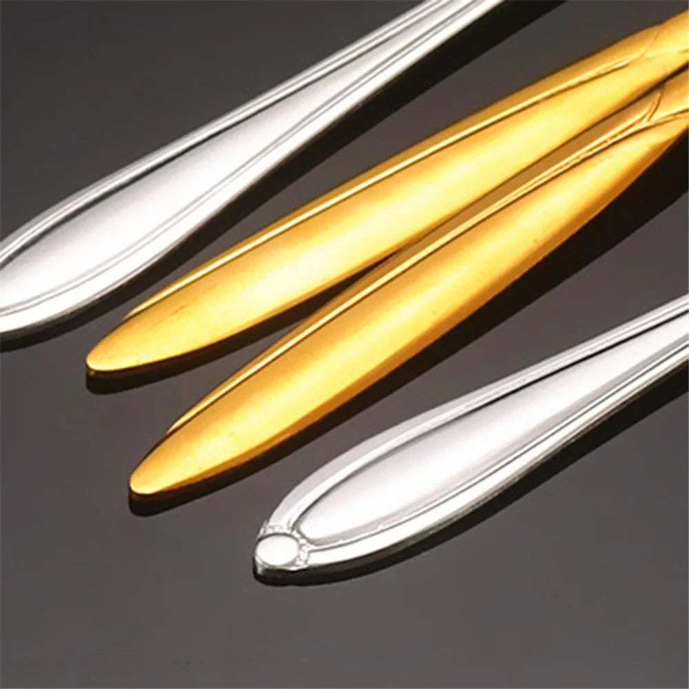 4PCS / Set 17.6-17.8cm Stainless Steel Flower Shape Spoons Tableware Teaspoon Dessert Coffee Spoon for Mixing Stirring - Green  /  Gold - 4