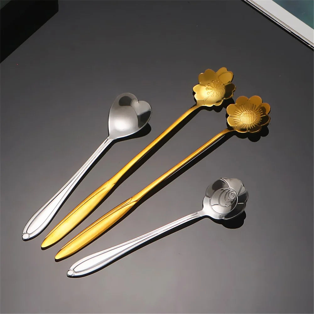 4PCS / Set 17.6-17.8cm Stainless Steel Flower Shape Spoons Tableware Teaspoon Dessert Coffee Spoon for Mixing Stirring - Green  /  Gold - 5