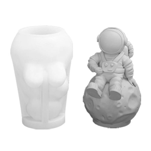 A101C-12 Astronaut Planet Shape DIY Silicone Fondant Mold Cake Decorating Tool (BPA Free, No FDA) - 1