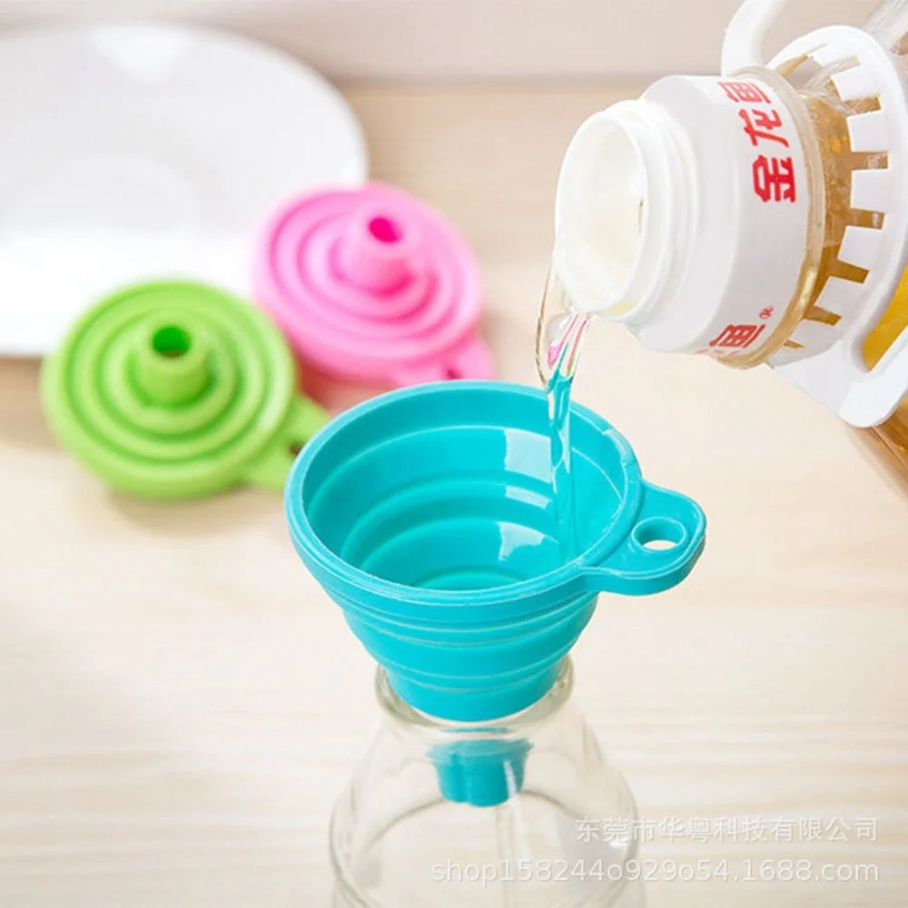 Silicone Wine Oil Honey Funnel Foldable Kitchen Liquid Pouring Funnel Tool, 11x10.5cm (No FDA, BPA-Free) - Blue - 5