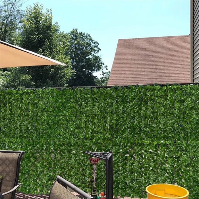 0.5m x 1m Light Green Maple Leaf Privacy Fence Screen Artificial Plant Hedges for Outdoor Garden Decor - 4
