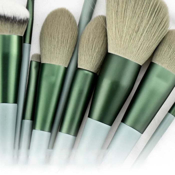 13Pcs Makeup Brush Set Cosmetic Brushes Soft Fiber Foundation / Contour / Blending Tools with Velvet Pouch - Green - 3