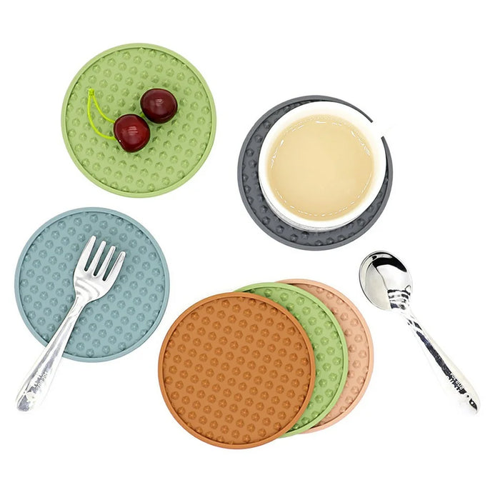 8Pcs Silicone Coasters Set with Metal Holder 10cm Round Draining Heat Resistant Non-Slip Mats - Pentagon / Bean Green - 5