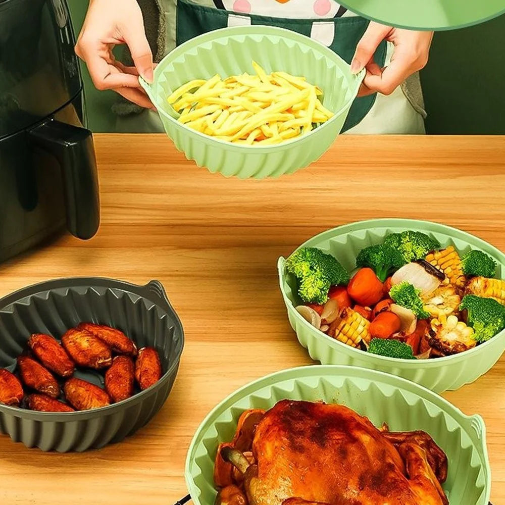22cm Air Fryer Oven Silicone Baking Pan Heat Resistant Foldable Round Cake Mold with Hand Clamps (BPA Free, FDA Certified) - Style 2 - 3